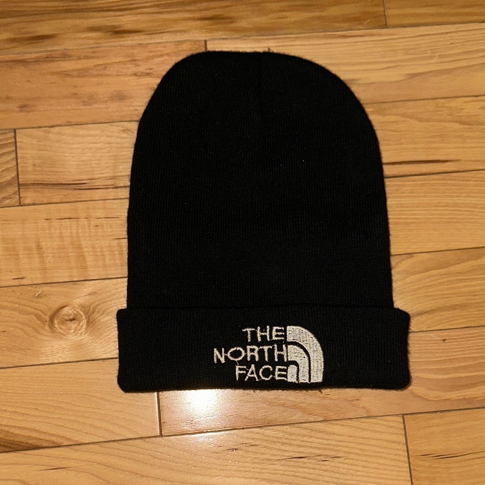 The North Face Classic Black Knit Hat